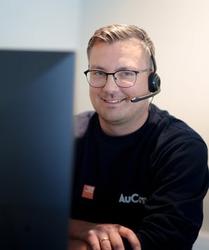 AuCom_Service-Team