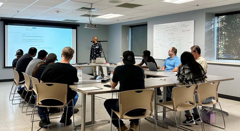 2023-10-06-benshaw-apprentice-program-classroom-training-2048x1117